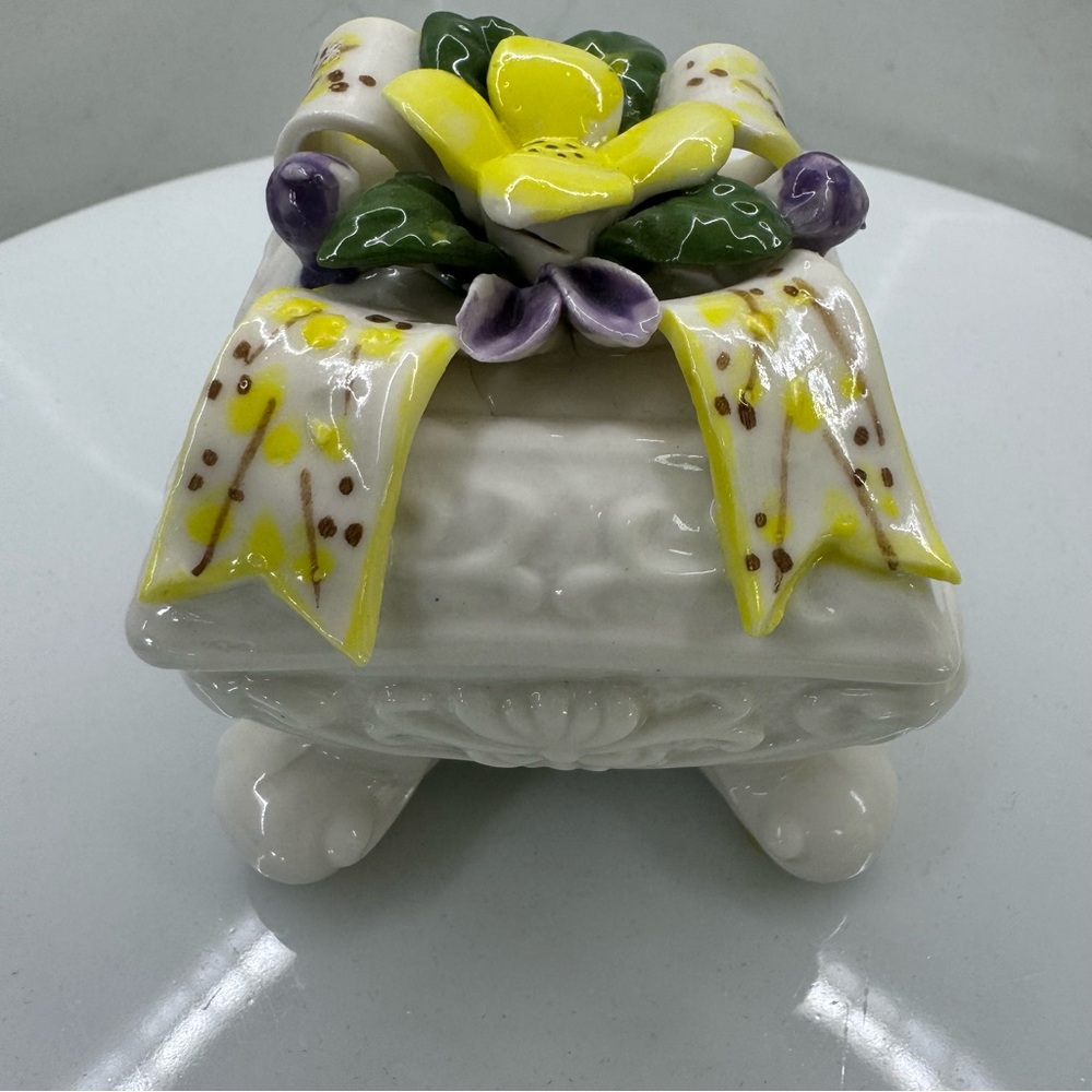 Vintage Ceramic Gift Box Trinket Dish- hand-painted flower and bow lid